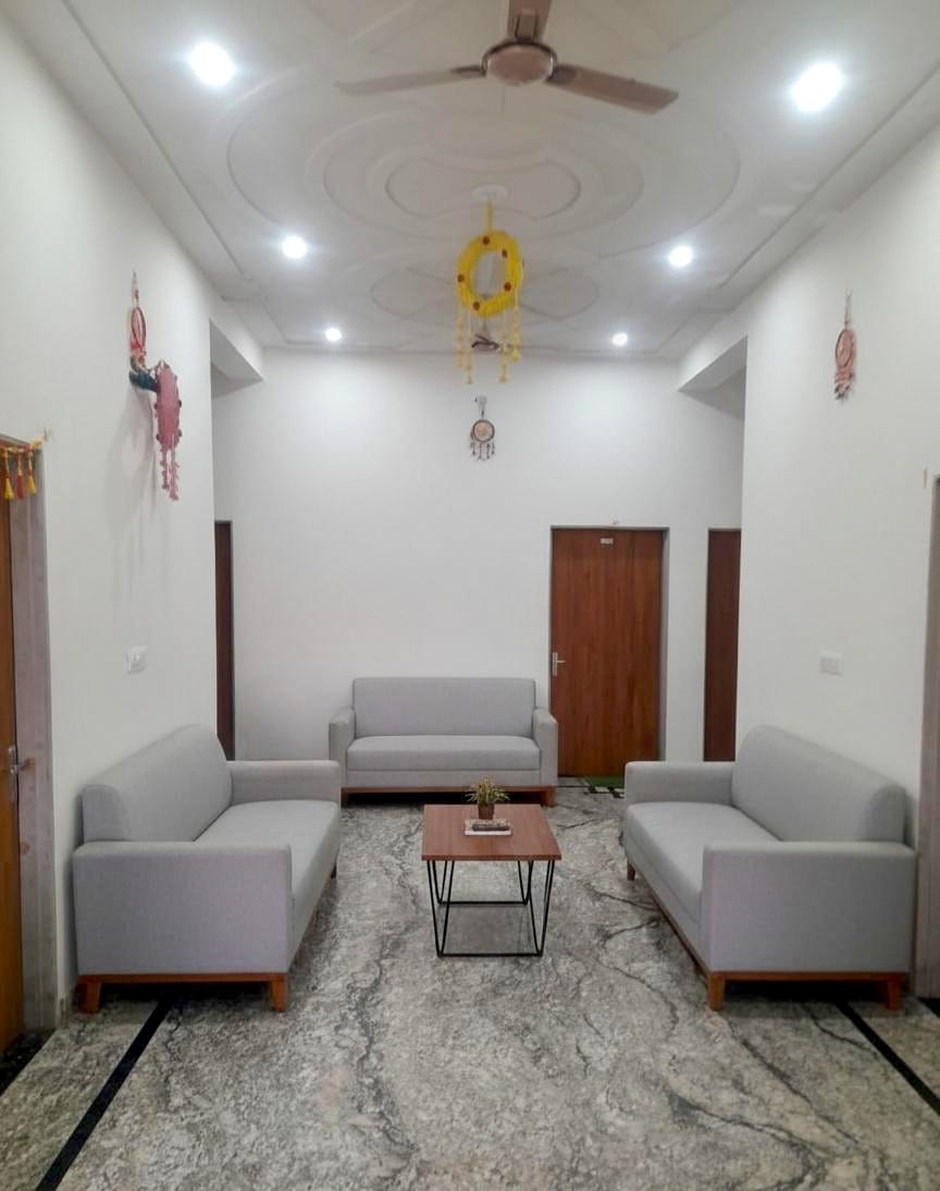 Central hall and lobby area